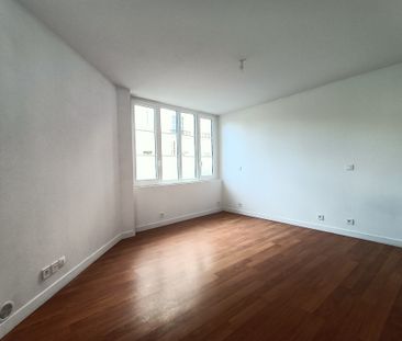 A LOUER : Appartement deux pièces place Maurice Fouque à CAEN - Photo 2