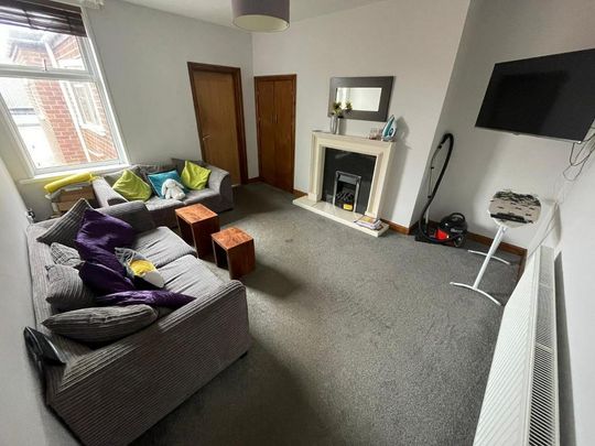 4 bedroom house share to rent - Photo 1