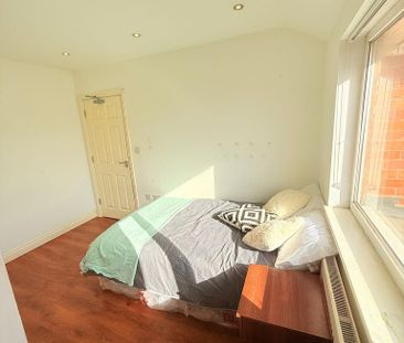 1 bedroom in a house share to rent - Photo 5