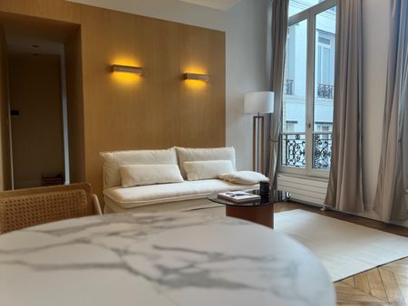 Appartement • Triangle d'Or - Photo 2