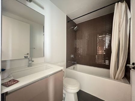 For Lease - 200 Bloor Street Unit# 1407, Toronto, Ontario - Photo 4