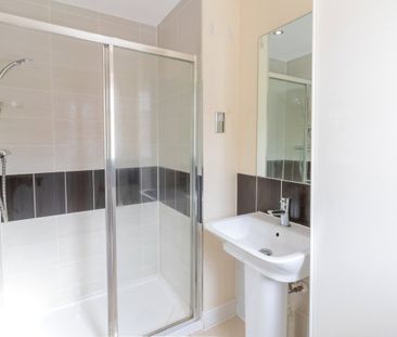 4 bedroom house to rent Century Way, Beckenham, BR3 - Photo 6