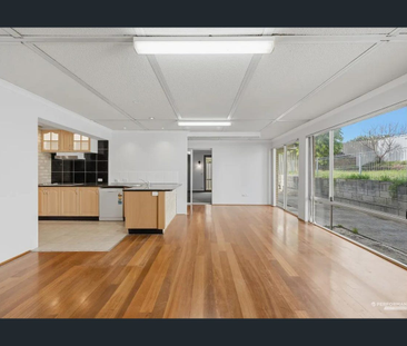 Classic Home with Stunning Hill Views - Photo 2