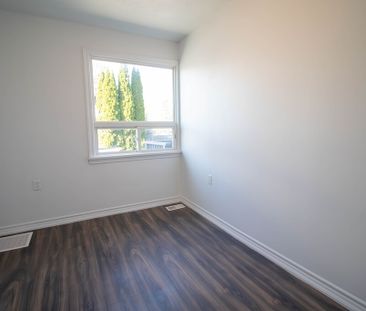 23 St. Patrick St, St. Catharines - 3 Bedroom Main Unit - Photo 6