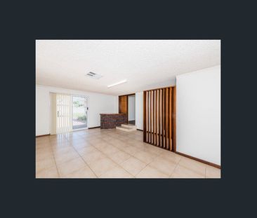 Large Family Home with Huge Back Yard - Photo 2