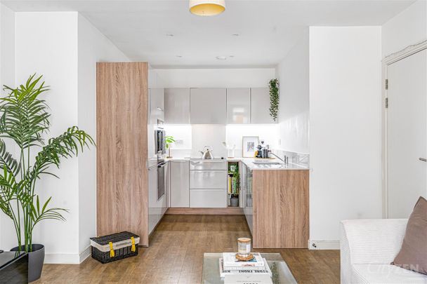 Tiggap House, 20 Cable Walk, London - Photo 1