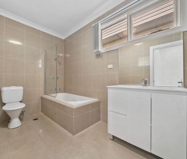 Renovated 2 Bedroom Home - Photo 3