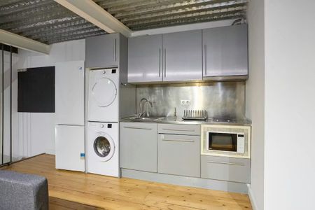 Carrer dels Ocells, Barcelona, Catalonia 08003 - Photo 5