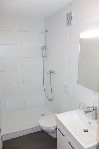 Sanierte Wohnung am Puls des Stadtlebens - Photo 5