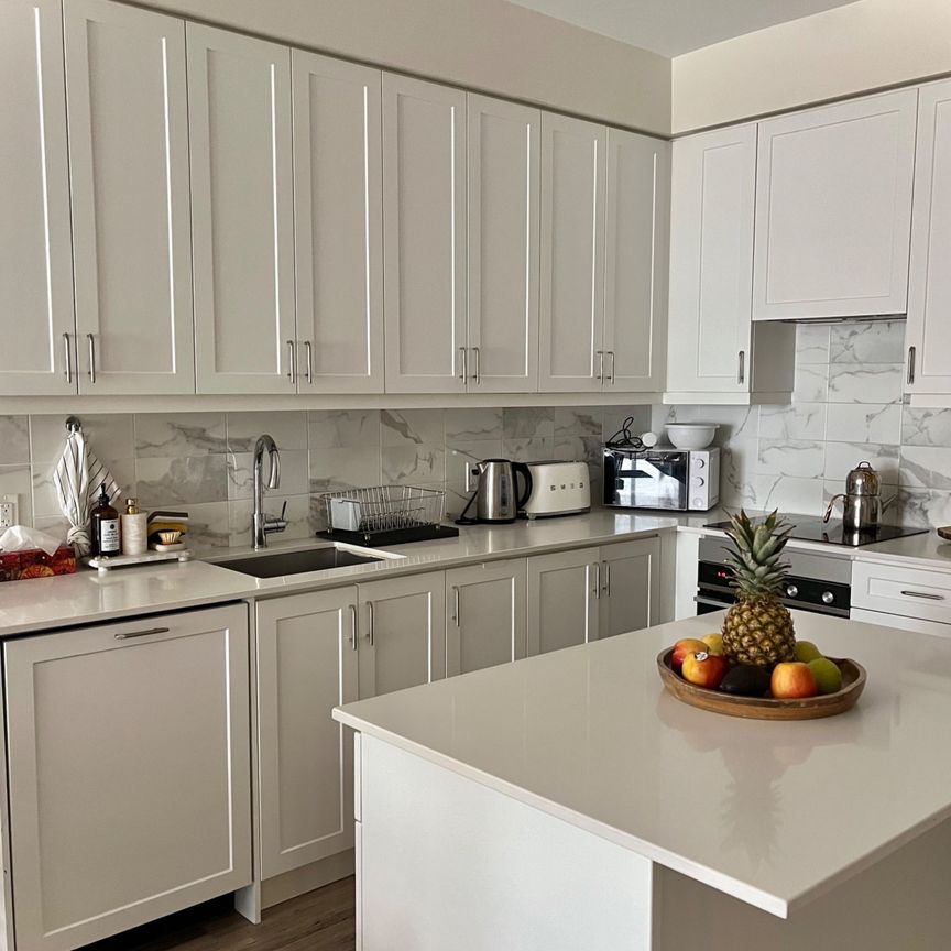 For Lease - 9075 Jane Street Unit# 212, Vaughan, Ontario - Photo 1