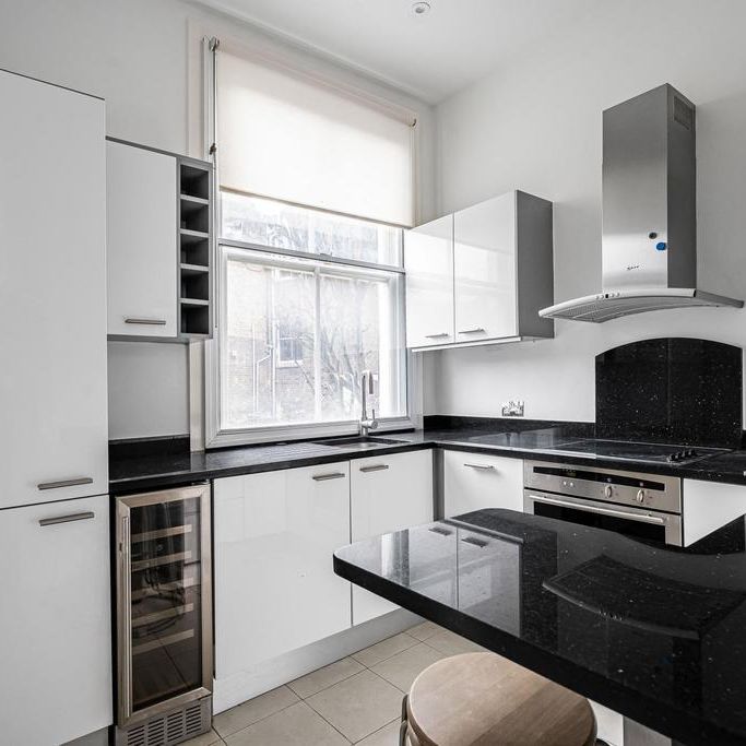 2 bedroom terraced house to rent - Photo 1