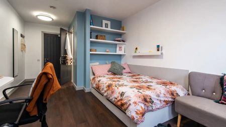 Ensuite Bedroom (6 Bed) - Photo 4