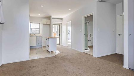 Two Bedroom Home! - Photo 5