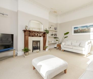 4 bedroom maisonette to rent - Photo 4