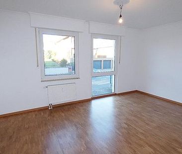 Renovierte 3-Zimmer-Wohnung mit Einbauküche in ruhiger und grüner Lage - Photo 1