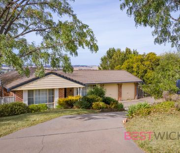 Furnished 4 Bedroom Home with Stunning Views - Photo 6