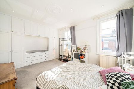 5 bedroom terraced house to rent - Photo 2