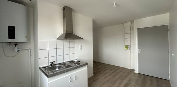 Location Appartement 1 pièce 17m² LE GRAND QUEVILLY 76120 - Photo 2