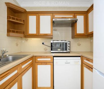 1 bedroom retirement property to rent - Photo 6