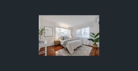Elevated Comfort with Extra Living Below – Rent This Condon Gem Today! - Photo 5