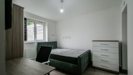 3 bedroom maisonette to rent - Photo 3