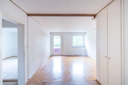 Helle 3.5-Zimmerwohnung mit zwei Balkonen - Foto 2