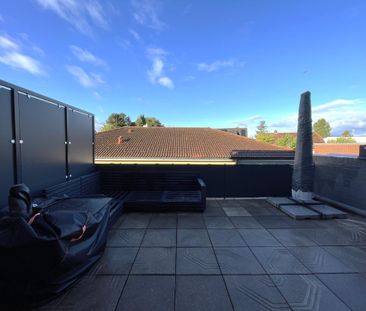 Moderne 3 Zimmer Maisonette-Wohnung mit EBK und Terrasse in zentral... - Foto 1