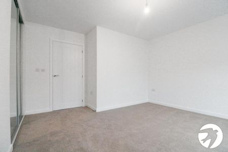 3 bedroom detached house to rent - Photo 3