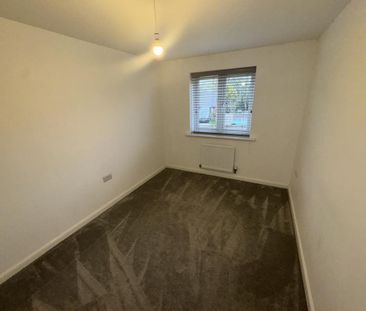 5 bedroom detached house to rent - Photo 6