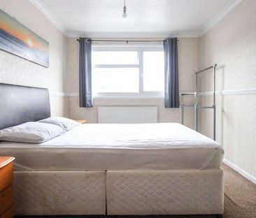 Berstead Walk, Crawley, RH11 - Photo 5