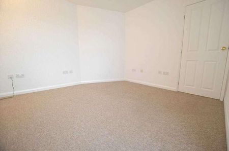 Sycamore Road, Amersham, HP6 - Photo 4