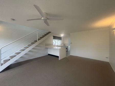 Townhouse Living in Prime Tewantin Location - Photo 3
