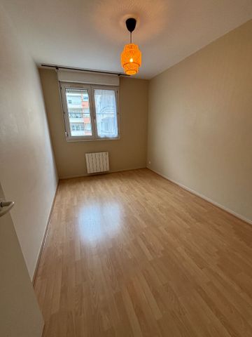 Location Appartement 3 pièces 68m² - Photo 5