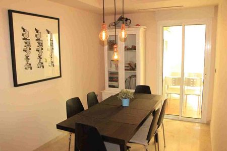 Townhouse in El Rosario - Photo 4