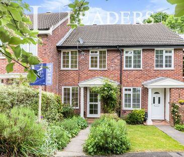 2 bedroom house to rent The Dell, East Grinstead, RH19 - Photo 2