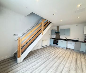 2 bedroom semi-detached house to rent - Photo 5