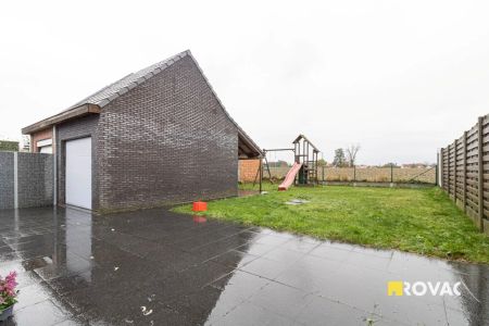 Recent gerenoveerde en rustig gelegen halfopen woning met tuin en garage - VRIJ VANAF 01/03/2026 - Photo 2