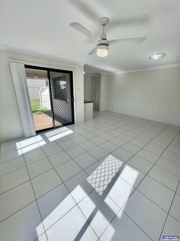 Modern 3 Bedroom 2 Bathroom Unit for Rent - Photo 2