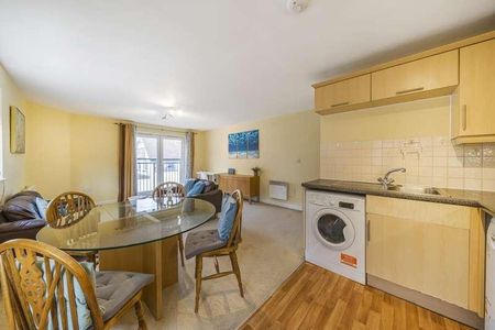 Kidlington, Oxfordshire, OX5 - Photo 5