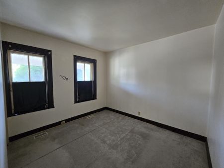 For Lease - 939 Wellington Street, Windsor, Ontario - Photo 5