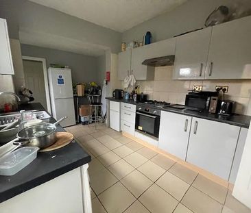 1 bedroom in a house share to rent - Photo 5