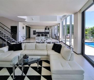 5 room luxury Villa for rent in Marbella, Andalusia - Photo 5