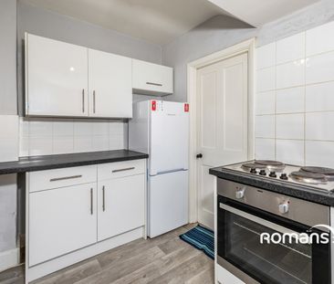 2 bedroom apartment to rent - Photo 6