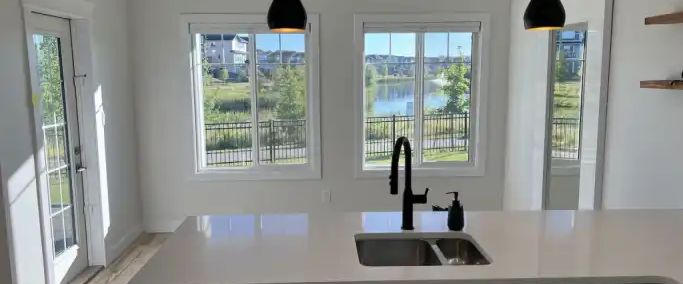 Spectacular view, modern suite | 1921 Davidson Wynd Southwest, Edmonton - Photo 1