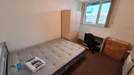 Higher Cambridge Street, Manchester, M15 - Photo 5