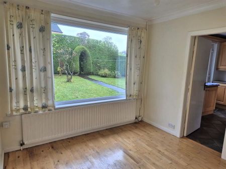 9 Strathearn Park, BT4, Belfast - Photo 5