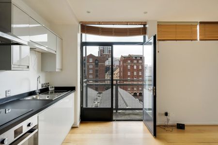 2 Bed Flat - Photo 5