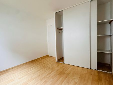 Location Appartement 2 pièces 49m² - Photo 4