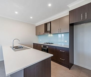 Low Maintenance Family home - Photo 6