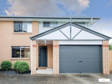 Boutique Townhouse Complex in Convenient Location - Photo 5